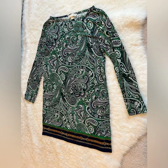 green emerald velvet dress Hunter Green Boho Paisley Button Down Midi Dress main image 1